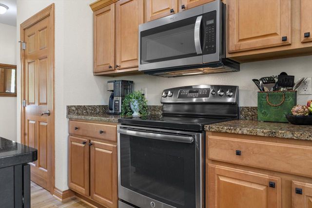 5100 Richmond DRIVE, Racine, WI 53406