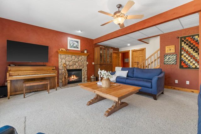 5100 Richmond DRIVE, Racine, WI 53406