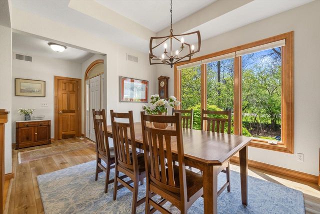 5100 Richmond DRIVE, Racine, WI 53406