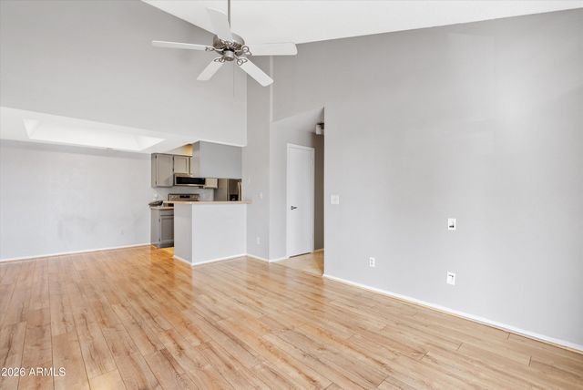 10610 S 48TH Street 2098, Phoenix, AZ 85044