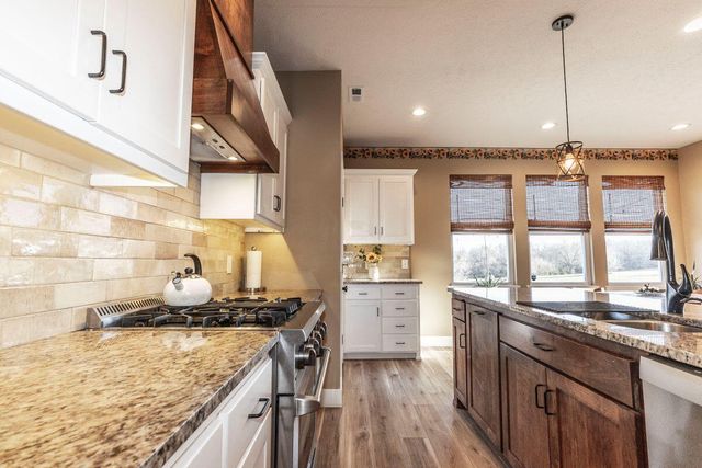 13678 State Highway O, Ava, MO 65608