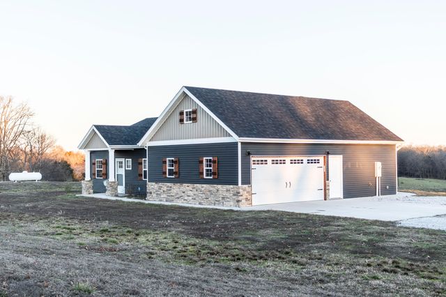 13678 State Highway O, Ava, MO 65608