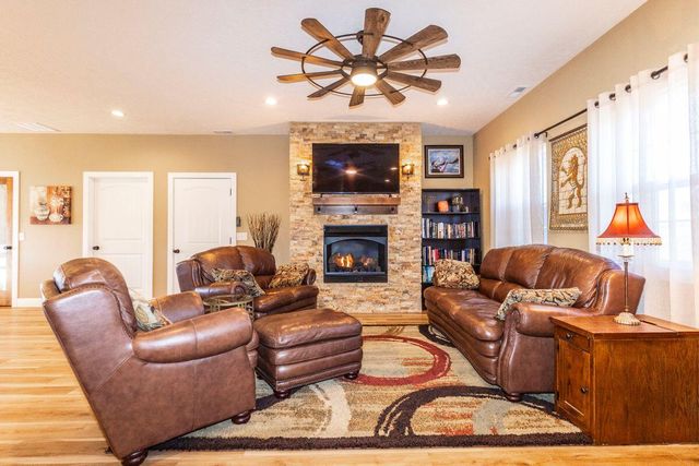 13678 State Highway O, Ava, MO 65608