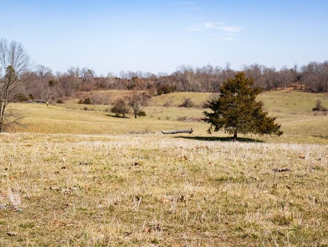 13678 State Highway O, Ava, MO 65608