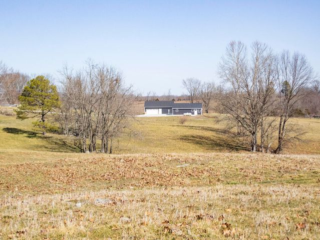 13678 State Highway O, Ava, MO 65608