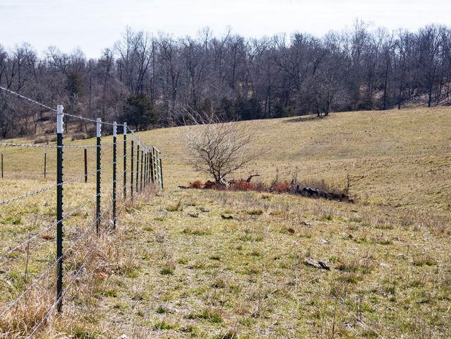 13678 State Highway O, Ava, MO 65608