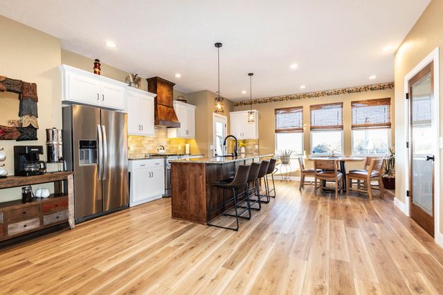 13678 State Highway O, Ava, MO 65608