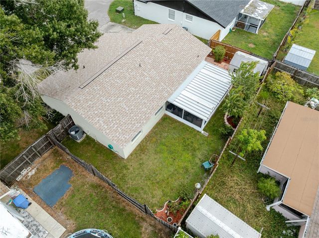 10118 HUNTERS POINT COURT, Tampa, FL 33615