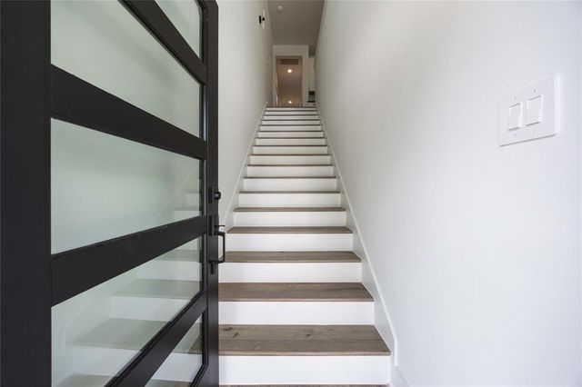 8019 Cora Street Street B, Houston, TX 77088