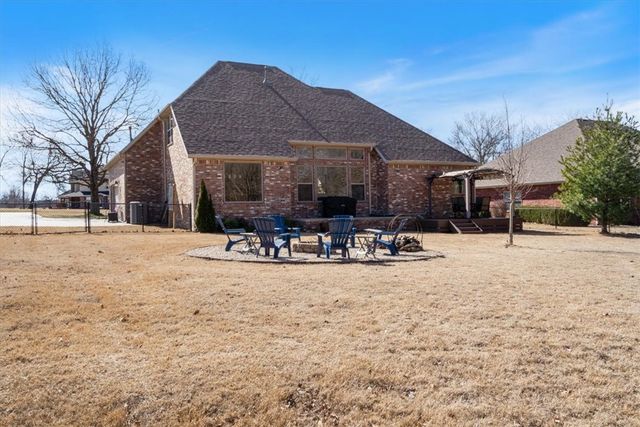 1905 Villa View Drive, Siloam Springs, AR 72761