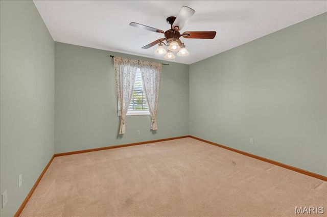 943 Meadowview Lane, Columbia, IL 62236