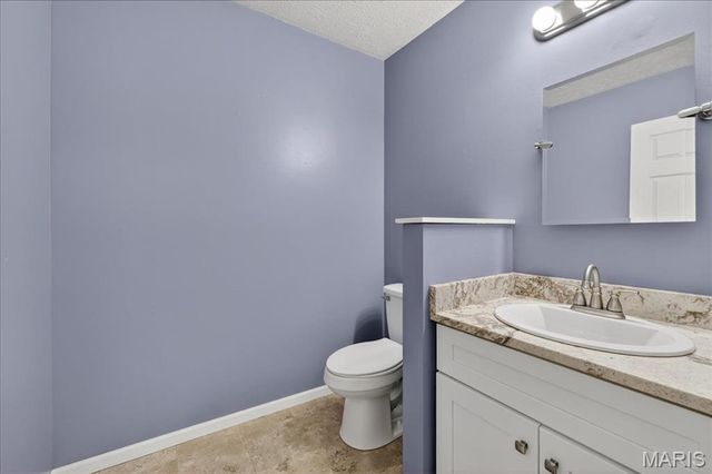 943 Meadowview Lane, Columbia, IL 62236