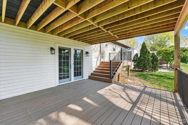 943 Meadowview Lane, Columbia, IL 62236