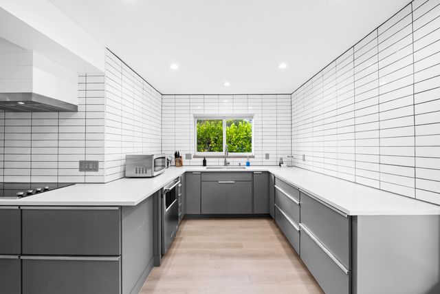 3404 SE 3rd Court, Boynton Beach, FL 33435