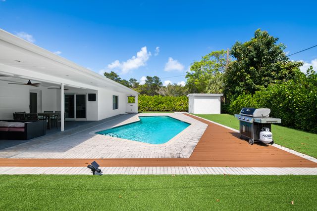 3404 SE 3rd Court, Boynton Beach, FL 33435