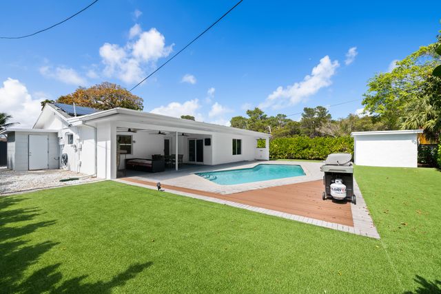 3404 SE 3rd Court, Boynton Beach, FL 33435