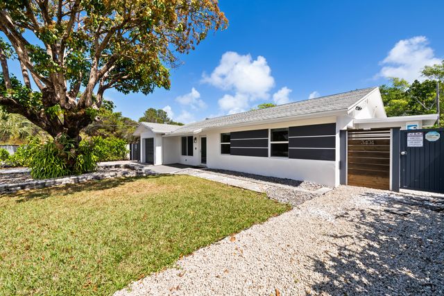 3404 SE 3rd Court, Boynton Beach, FL 33435