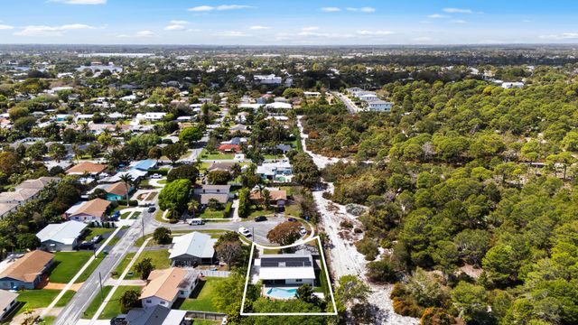 3404 SE 3rd Court, Boynton Beach, FL 33435