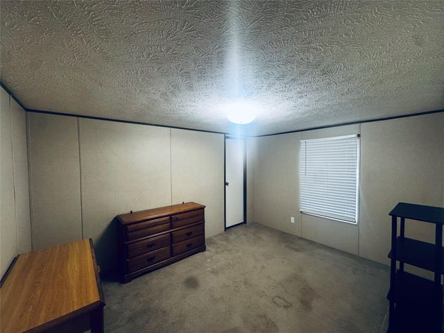 235 Red Oak, Onalaska, TX 77360