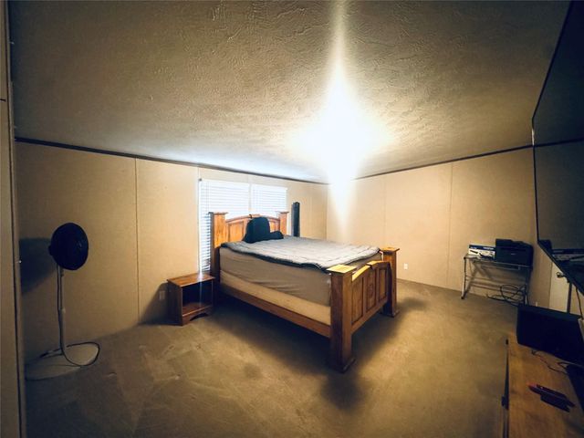 235 Red Oak, Onalaska, TX 77360