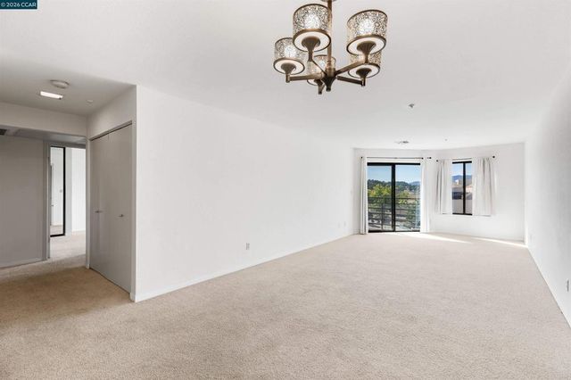 1201 Alta Vista Dr 206, Walnut Creek, CA 94596