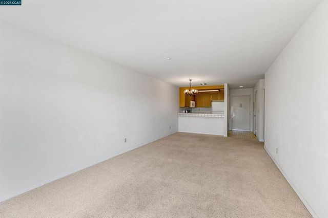 1201 Alta Vista Dr 206, Walnut Creek, CA 94596