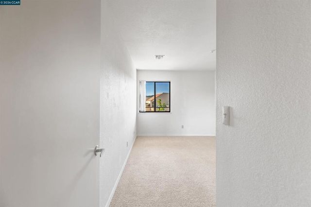 1201 Alta Vista Dr 206, Walnut Creek, CA 94596