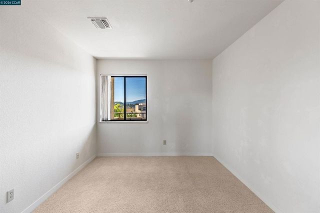 1201 Alta Vista Dr 206, Walnut Creek, CA 94596