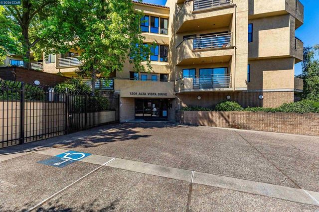 1201 Alta Vista Dr 206, Walnut Creek, CA 94596