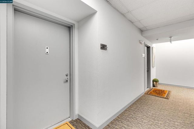 1201 Alta Vista Dr 206, Walnut Creek, CA 94596