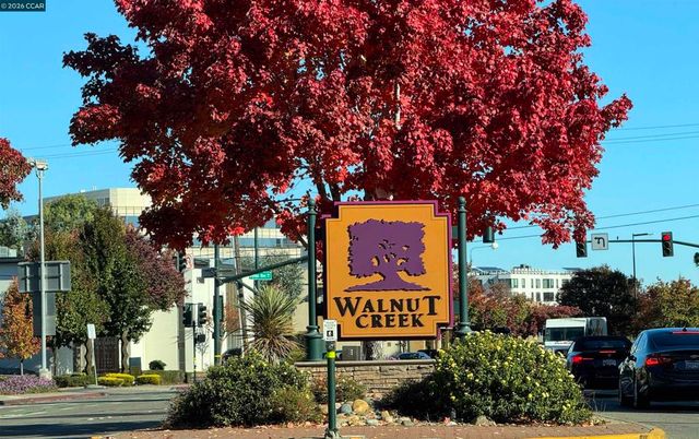 1201 Alta Vista Dr 206, Walnut Creek, CA 94596