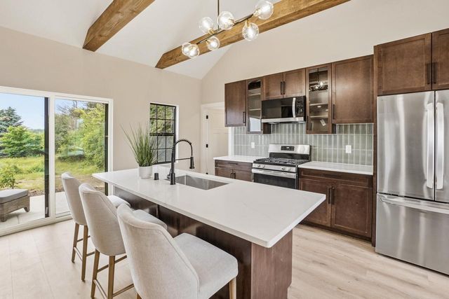 W541 Madison AVENUE, Ixonia, WI 53036