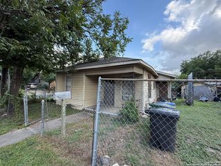 2623 poplar, San Antonio, TX 78207