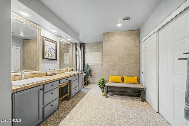 685 N CHOLLA Street, Chandler, AZ 85224