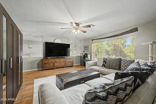 685 N CHOLLA Street, Chandler, AZ 85224