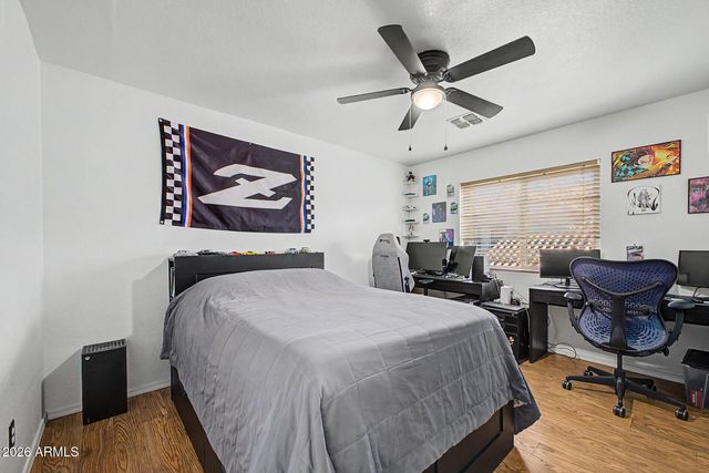685 N CHOLLA Street, Chandler, AZ 85224