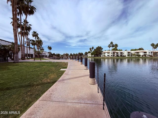 685 N CHOLLA Street, Chandler, AZ 85224
