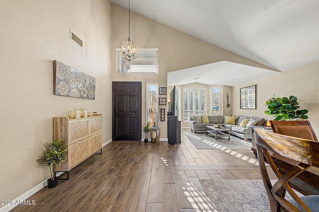 685 N CHOLLA Street, Chandler, AZ 85224