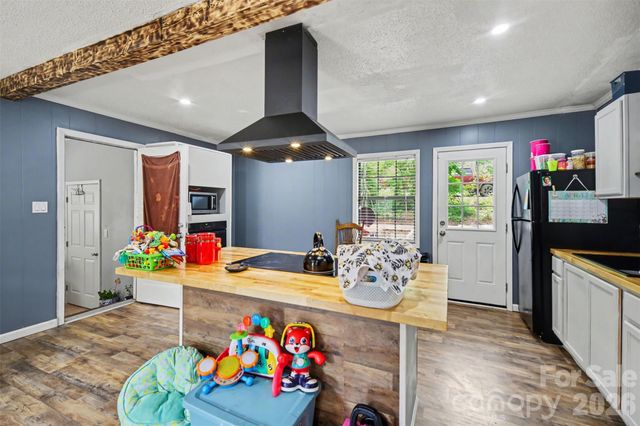 1797 Drywood Circle, Lancaster, SC 29720
