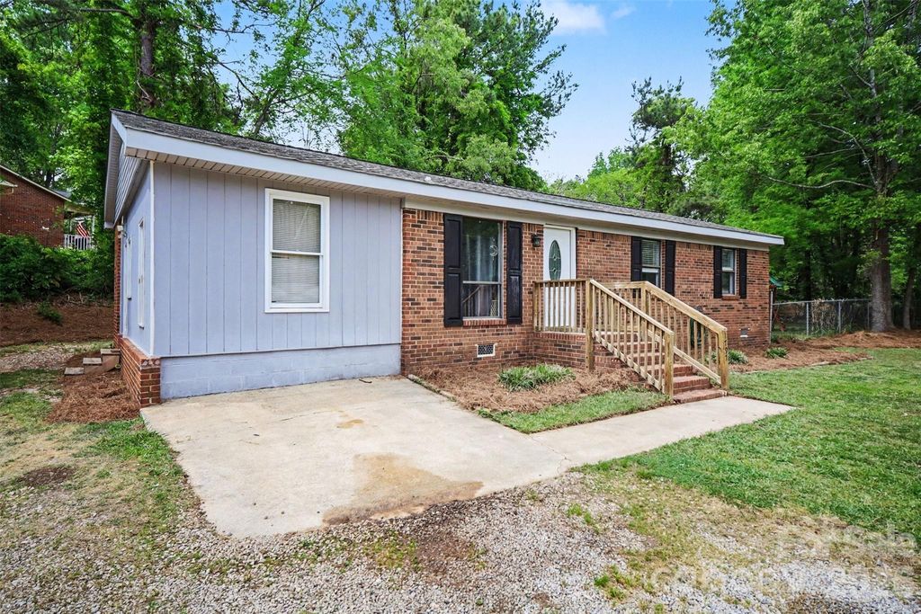 1797 Drywood Circle, Lancaster, SC 29720