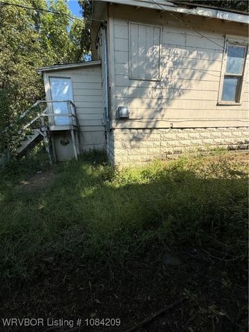 426 S 13th, Van Buren, AR 72956