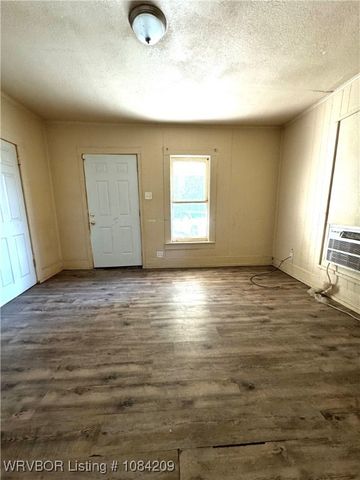 426 S 13th, Van Buren, AR 72956