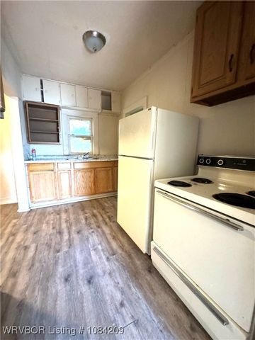 426 S 13th, Van Buren, AR 72956