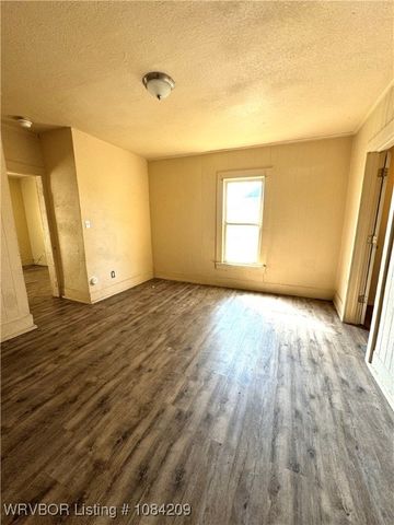 426 S 13th, Van Buren, AR 72956