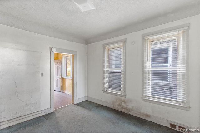 5049 Pennsylvania Street, Detroit, MI 48213