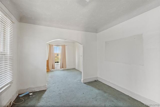 5049 Pennsylvania Street, Detroit, MI 48213