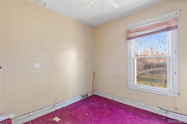 5049 Pennsylvania Street, Detroit, MI 48213