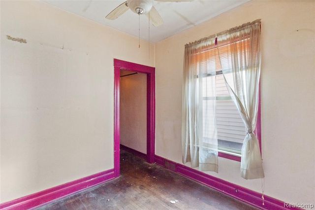 5049 Pennsylvania Street, Detroit, MI 48213