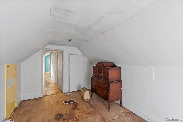 5049 Pennsylvania Street, Detroit, MI 48213