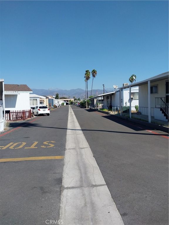 1045 N Azusa 128, Covina, CA 91722 — photo 4